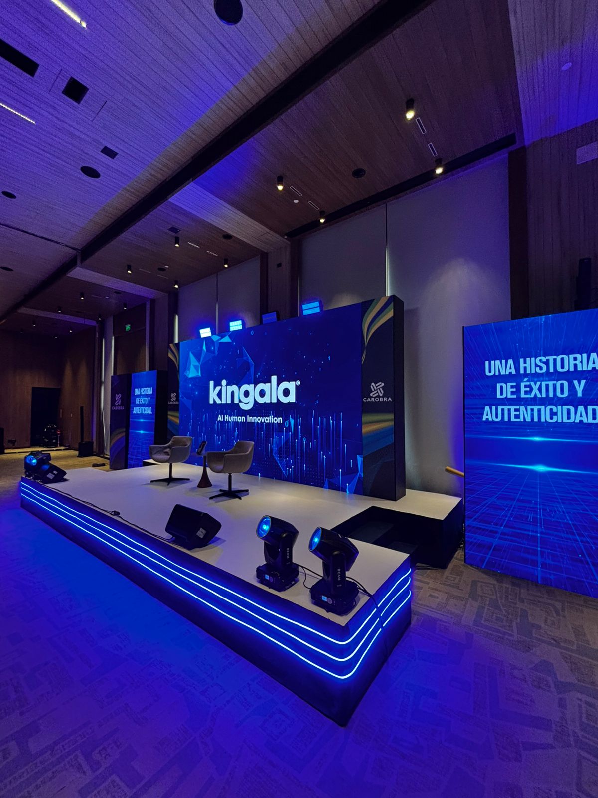 Cenografia Kingala para evento Carobra