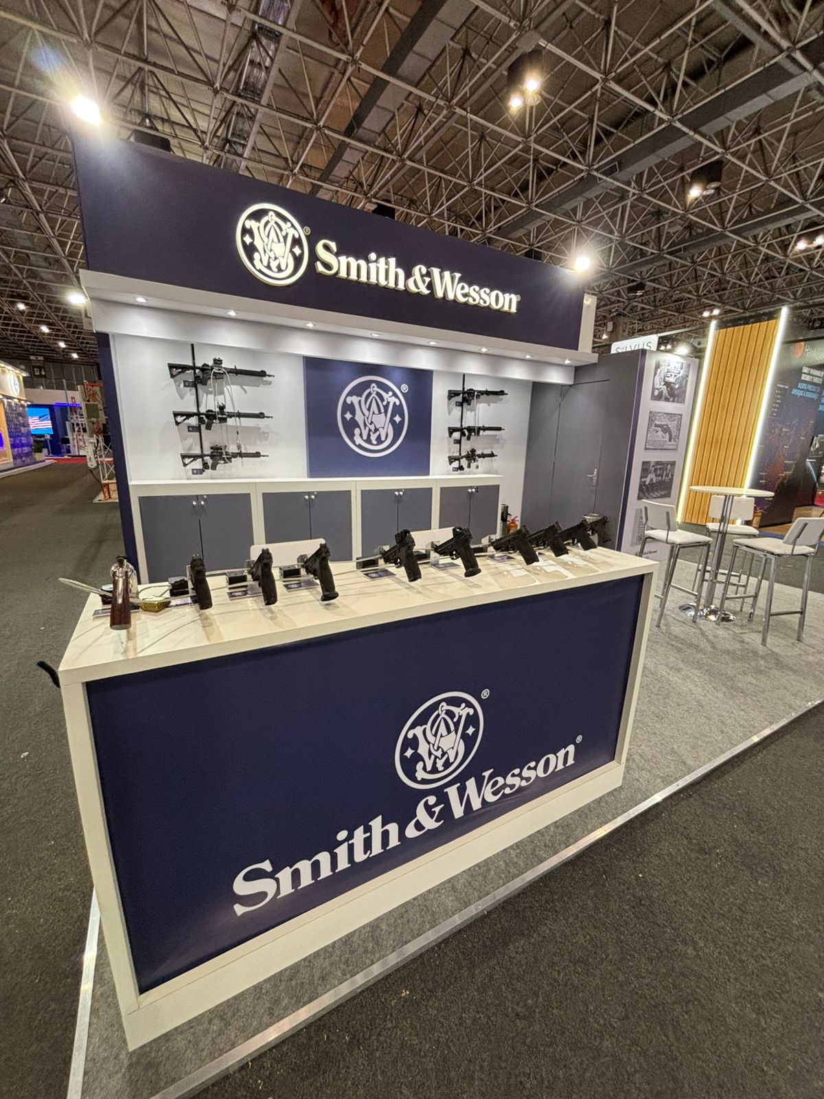 Stand Smith & Wesson na feira LAAD no Riocentro